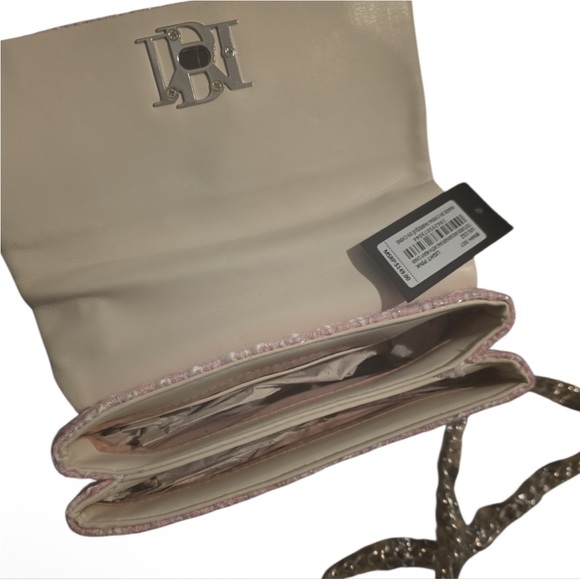 Badgley Mischka Pink Tweed Crossbody Bag - Picture 2 of 2